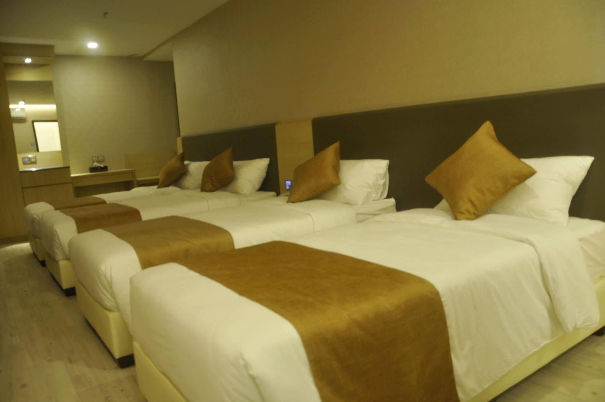 Geobay Hotel Johor Bahru Dış mekan fotoğraf